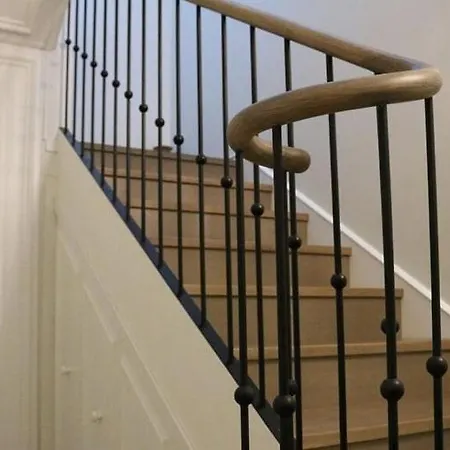 Casa O Independiente En Venta En Sarria *